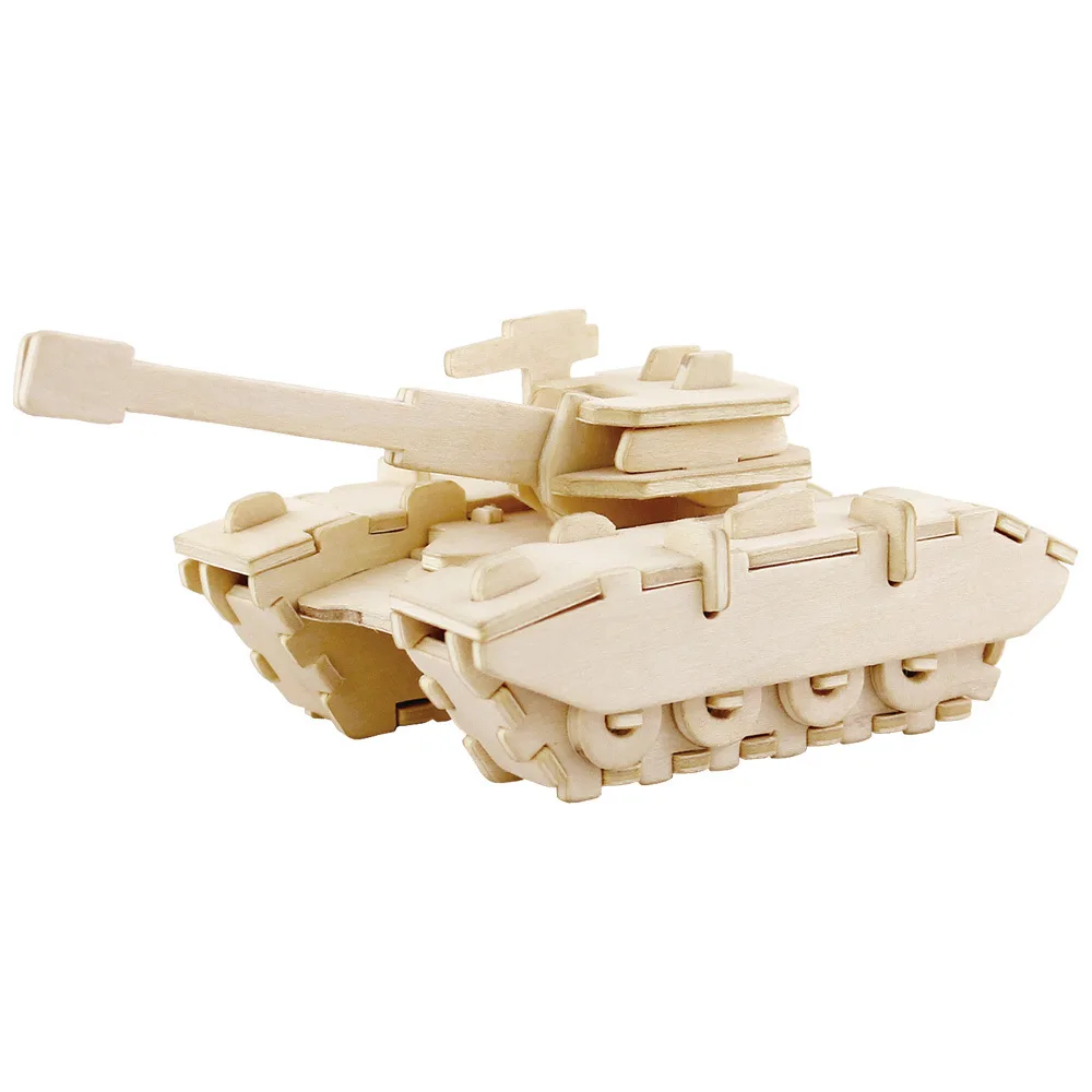 tank en bois miniature